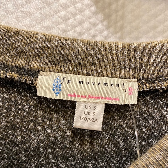 FP Movement by Free People green Crewneck Sweater - Picture 3 of 9